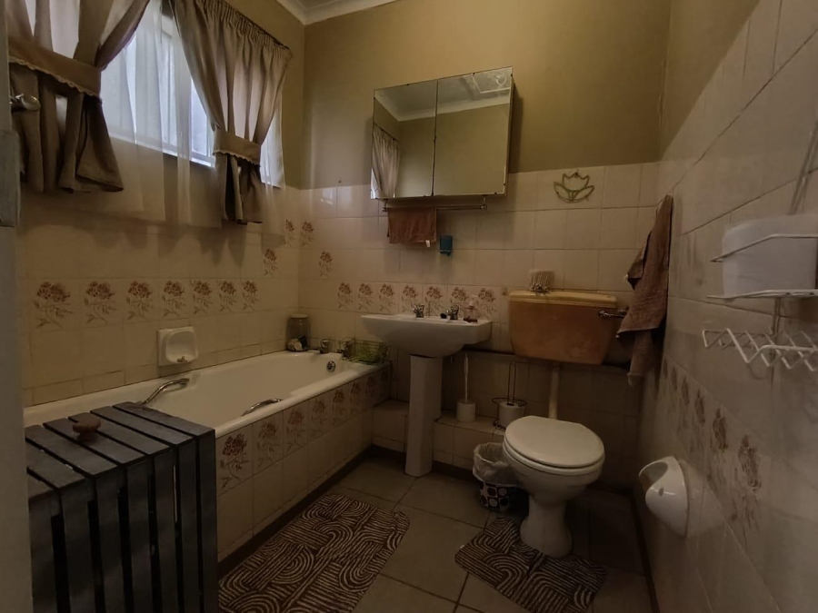 3 Bedroom Property for Sale in Pellissier Free State